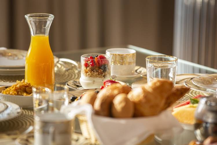 Golden Sands Hotel Creek (Ex. Hilton Dubai Creek)