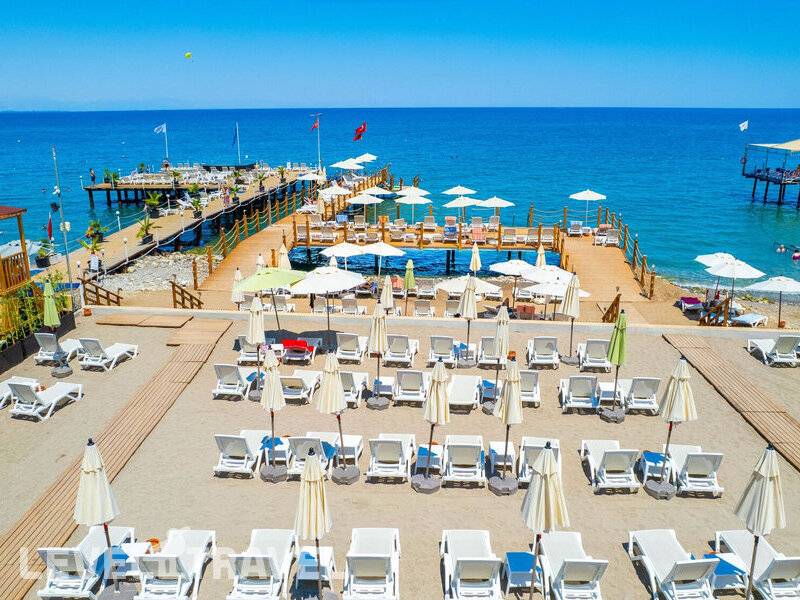 Фотография Rose Garden Premium (Ex. Larissa Mare Beach Hotel)