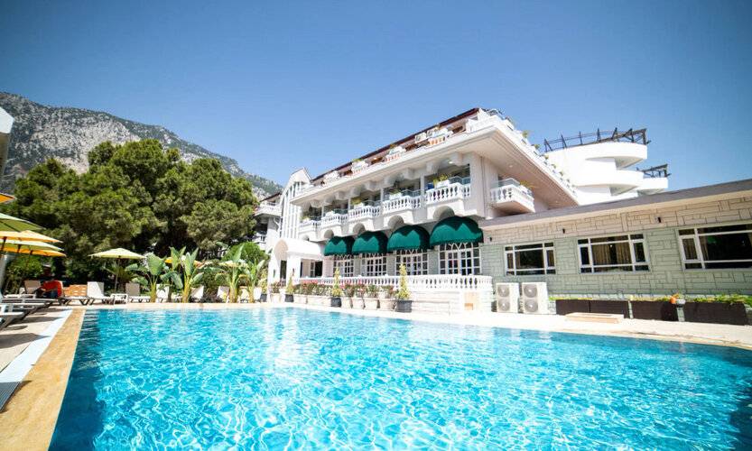 Rose Garden Premium (Ex. Larissa Mare Beach Hotel)