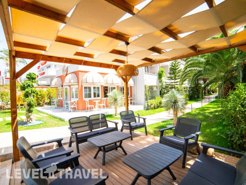 Фотография Rose Garden Premium (Ex. Larissa Mare Beach Hotel)
