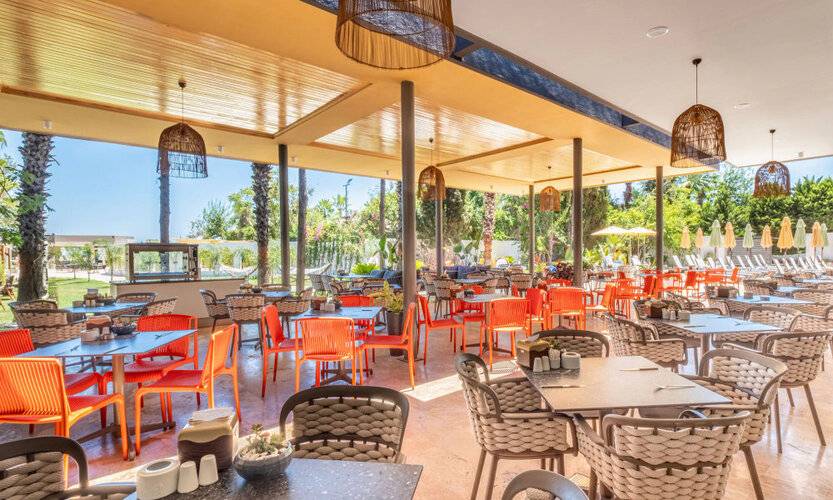 Rose Garden Premium (Ex. Larissa Mare Beach Hotel)