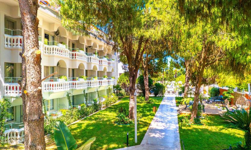 Rose Garden Premium (Ex. Larissa Mare Beach Hotel)