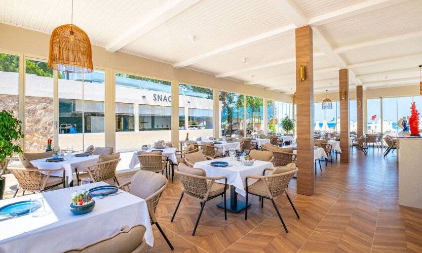 Rose Garden Premium (Ex. Larissa Mare Beach Hotel)