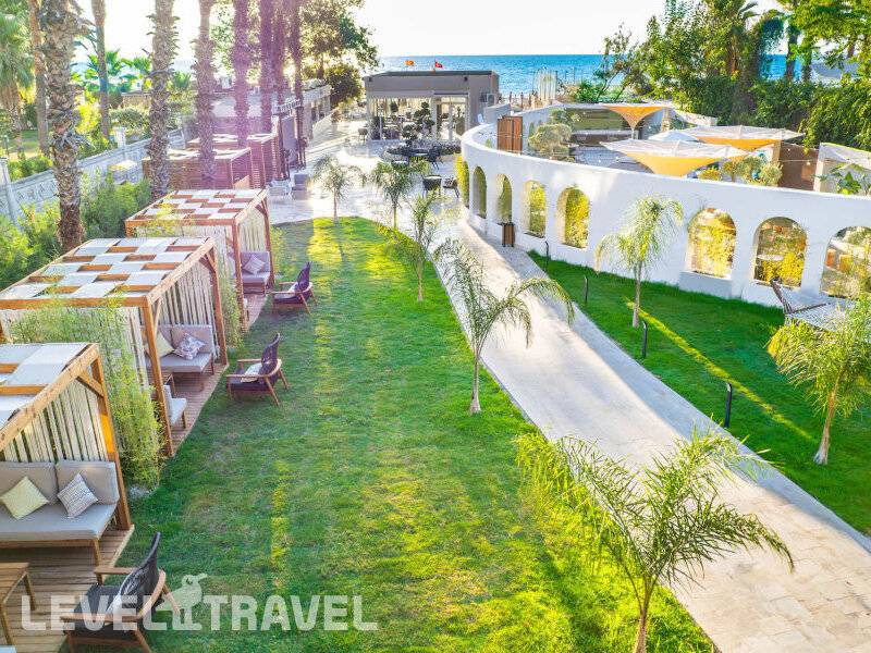 Фотография Rose Garden Premium (Ex. Larissa Mare Beach Hotel)