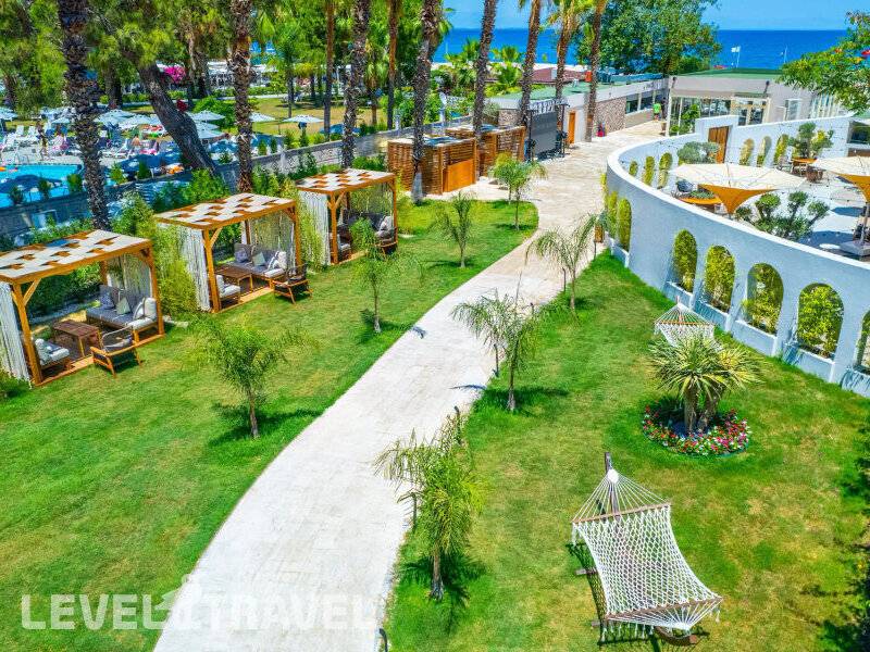 Фотография Rose Garden Premium (Ex. Larissa Mare Beach Hotel)