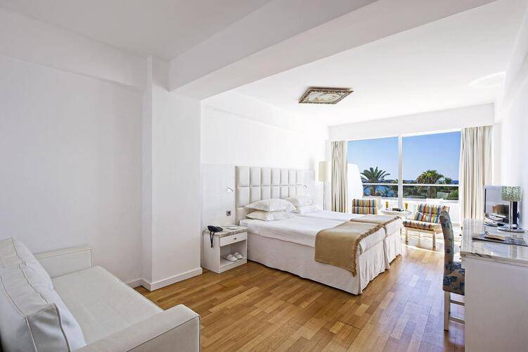 Grecian Sands