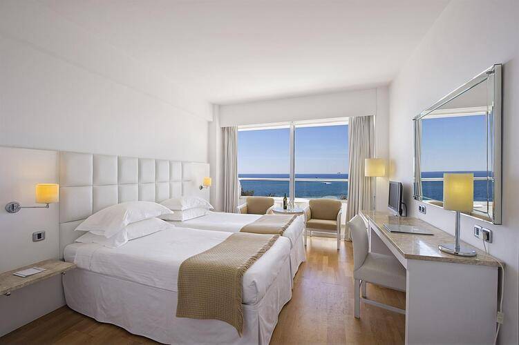 Grecian Sands