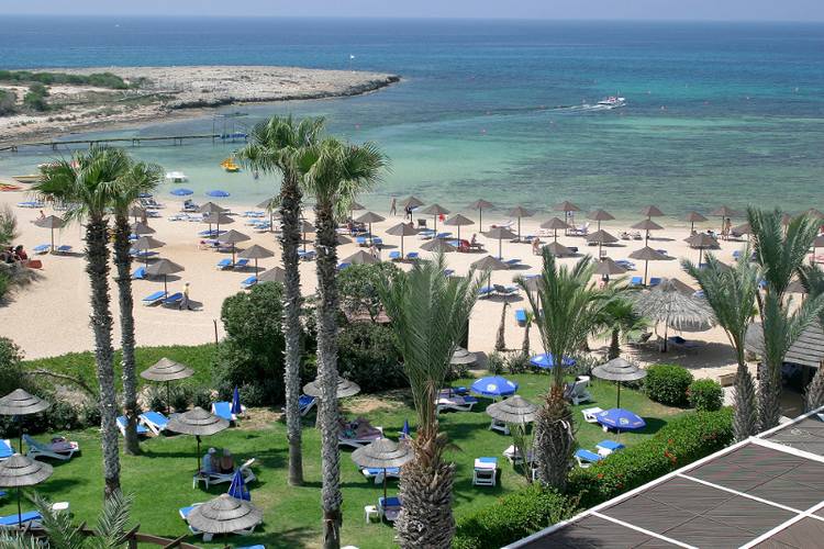 Dome Beach Hotel