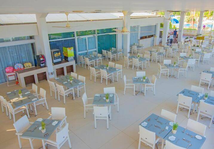 Dome Beach Hotel
