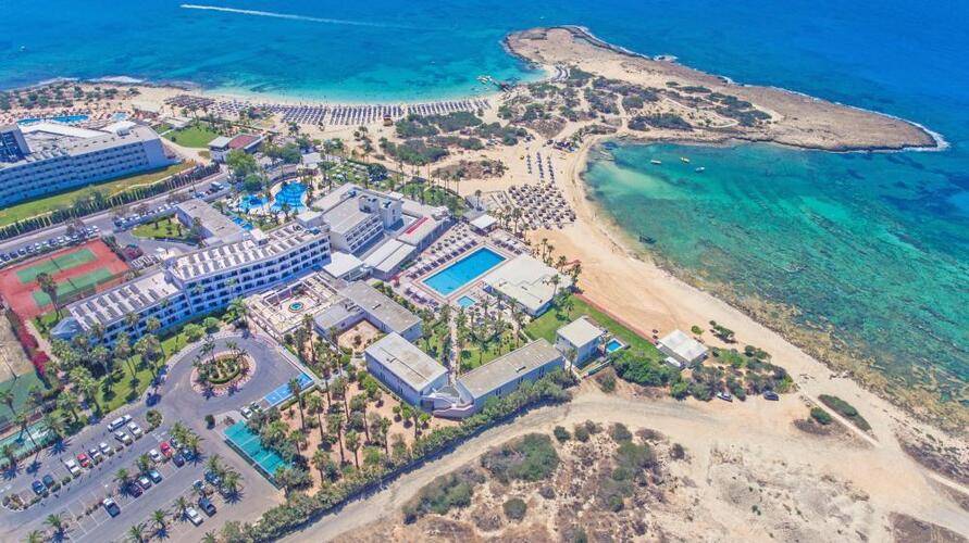 Dome Beach Hotel