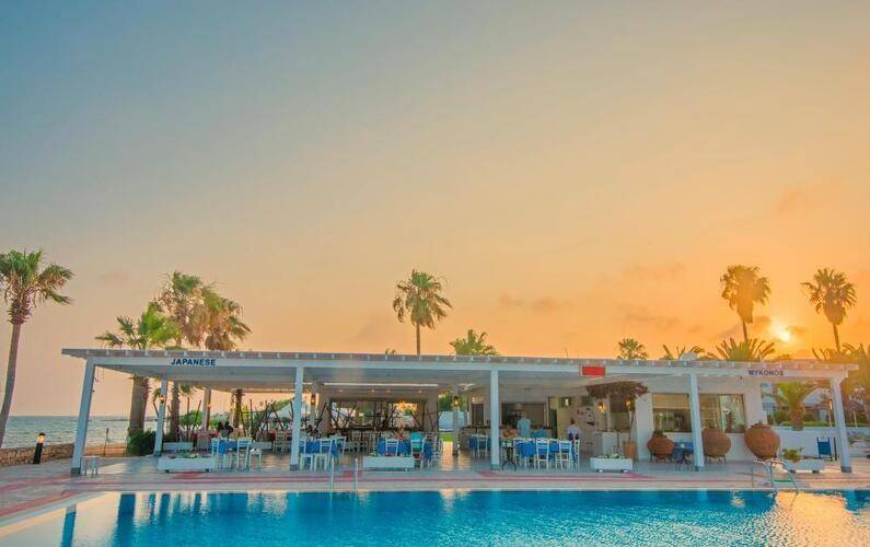 Dome Beach Hotel