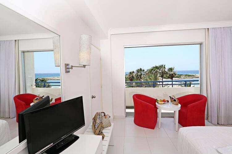 Dome Beach Hotel