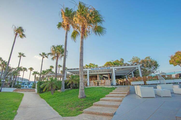 Dome Beach Hotel