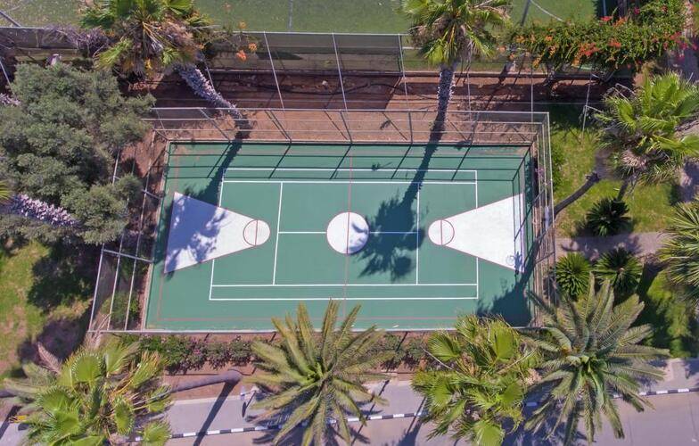 Dome Beach Hotel