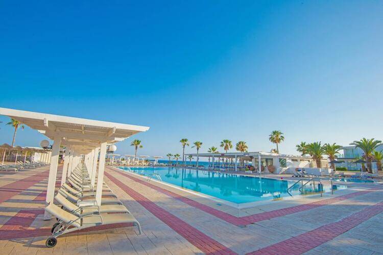 Dome Beach Hotel