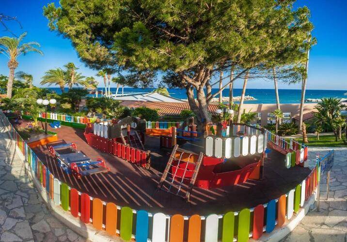 Amathus Beach Limassol