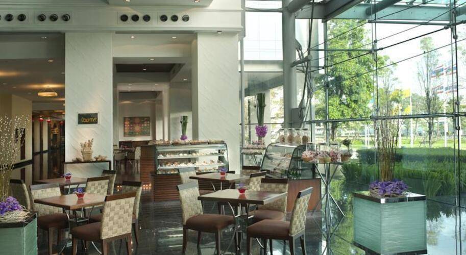Novotel Suvarnabhumi Airport Hotel