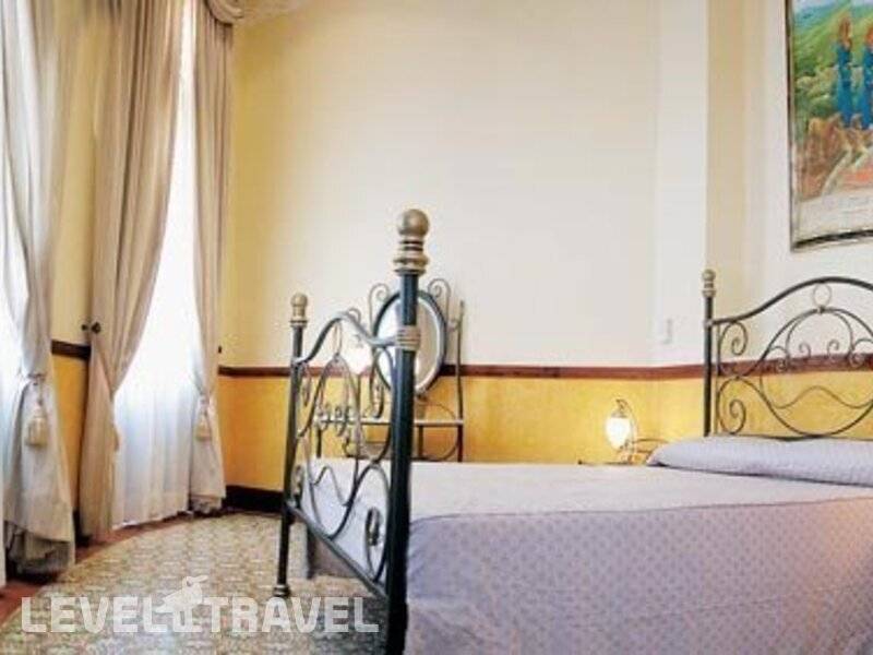 Фотография Raquel Hotel