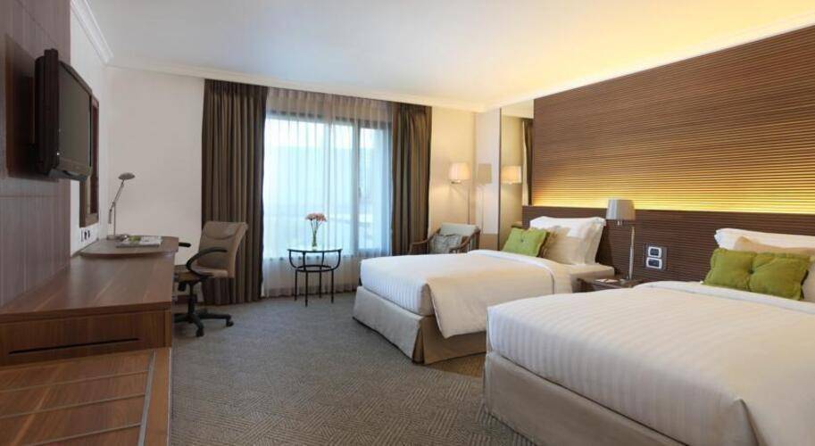 Dusit Princess Srinakarin Hotel
