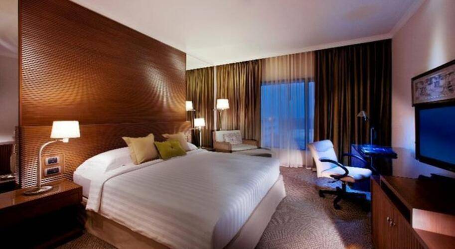 Dusit Princess Srinakarin Hotel