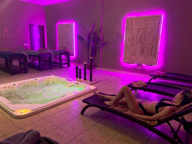 Regency Plaza Aqua Park & Spa Resort