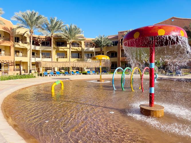 Regency Plaza Aqua Park & Spa Resort