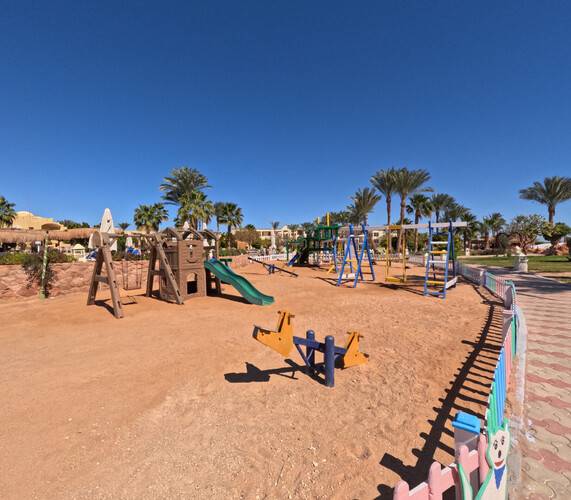 Regency Plaza Aqua Park & Spa Resort