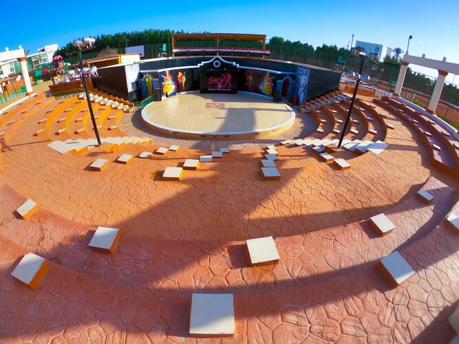 Regency Plaza Aqua Park & Spa Resort