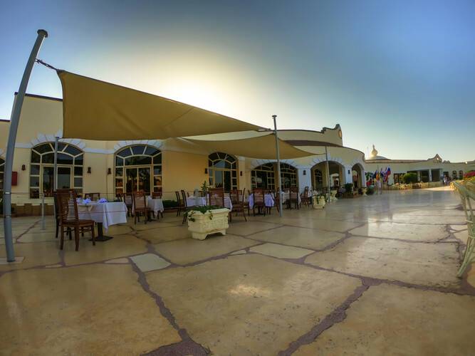 Regency Plaza Aqua Park & Spa Resort