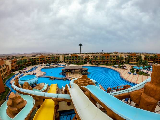 Regency Plaza Aqua Park & Spa Resort