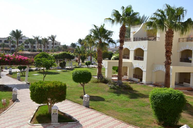 Regency Plaza Aqua Park & Spa Resort