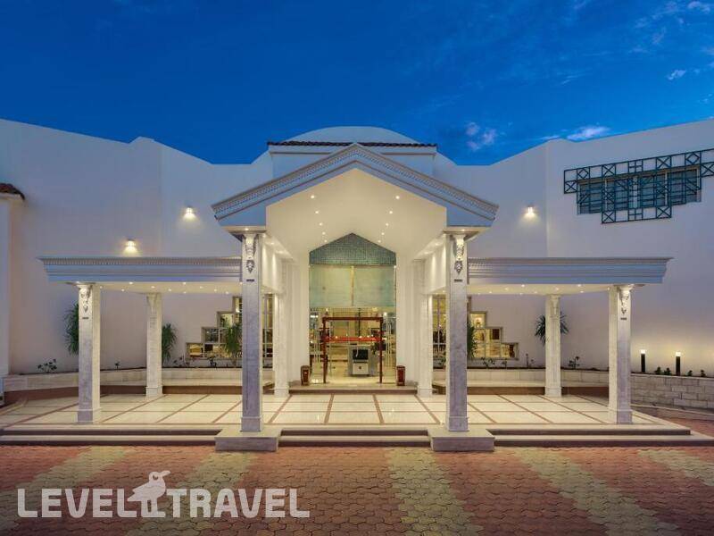 Фотография Dreams Beach Resort