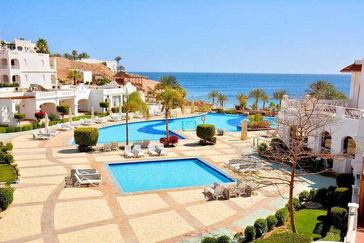 Continental Plaza Beach Resort & Aqua Park