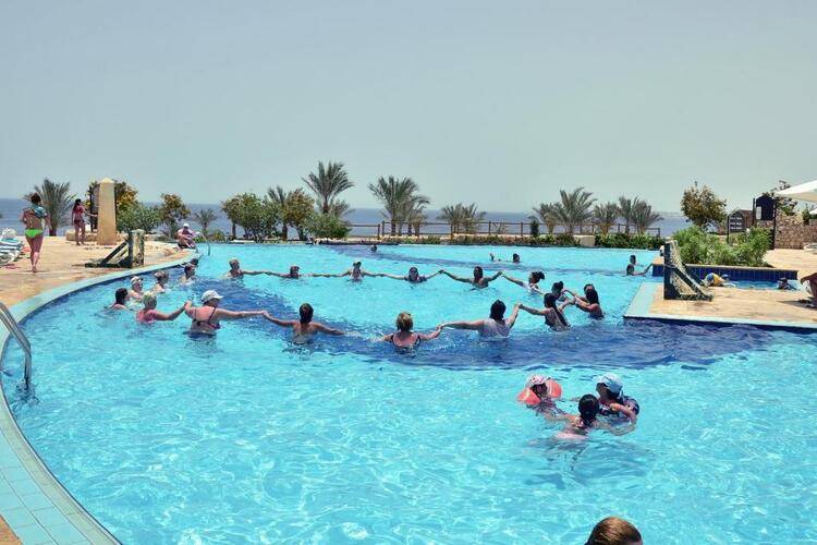 Continental Plaza Beach Resort & Aqua Park