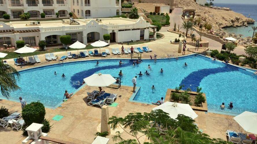 Continental Plaza Beach Resort & Aqua Park