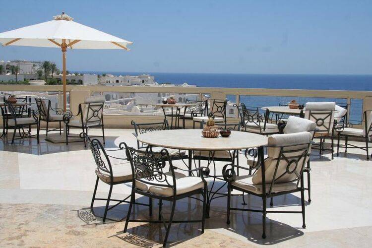 Continental Plaza Beach Resort & Aqua Park