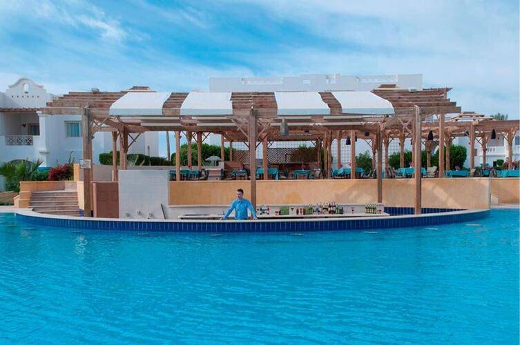 Continental Plaza Beach Resort & Aqua Park