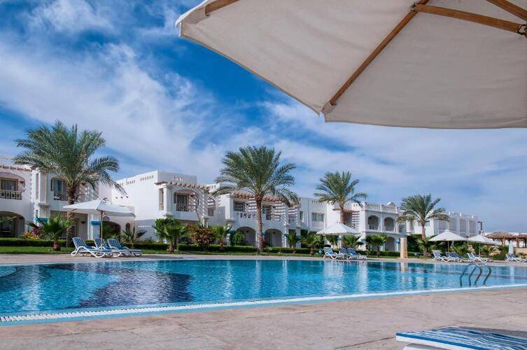 Continental Plaza Beach Resort & Aqua Park