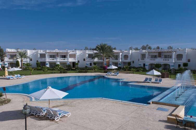 Continental Plaza Beach Resort & Aqua Park