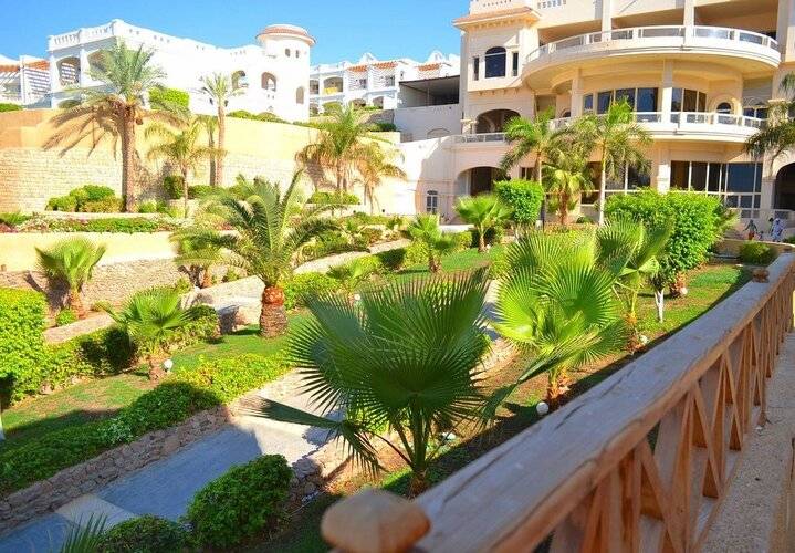 Continental Plaza Beach Resort & Aqua Park