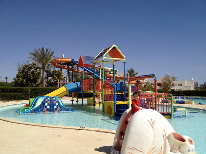 Continental Plaza Beach Resort & Aqua Park