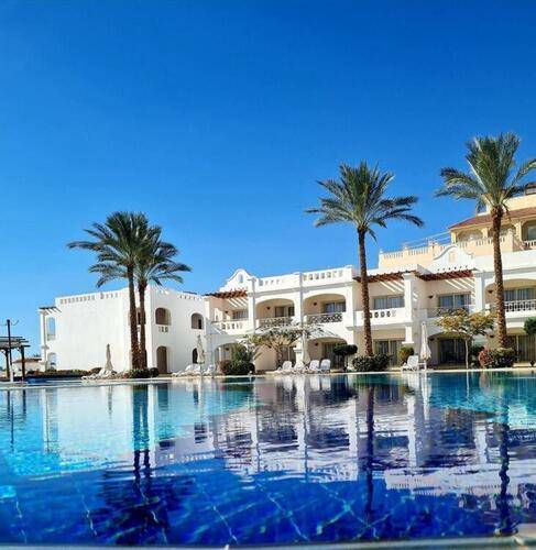 Continental Plaza Beach Resort & Aqua Park