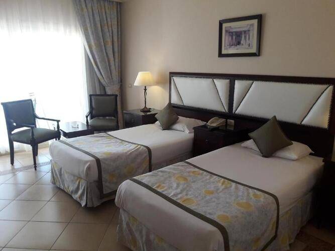 Continental Plaza Beach Resort & Aqua Park