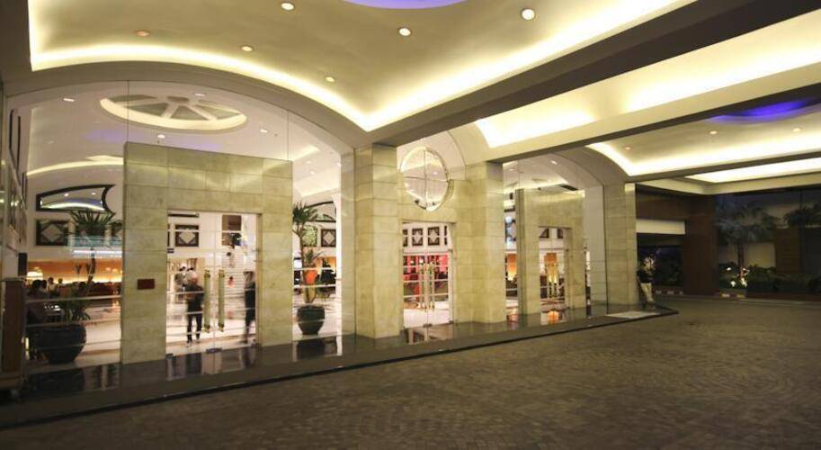 Rembrandt Hotel
