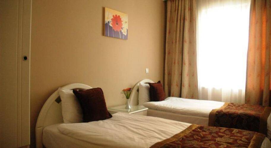 Suite Laguna Hotel