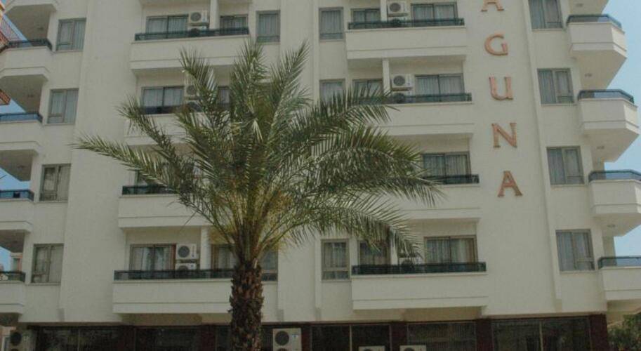 Suite Laguna Hotel