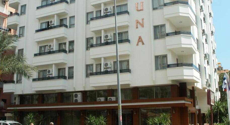 Suite Laguna Hotel