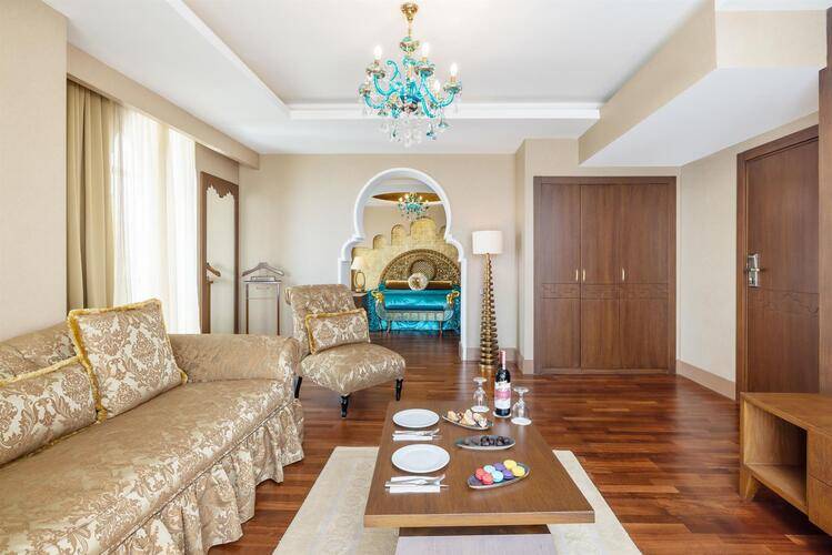 Spice Hotel & Spa