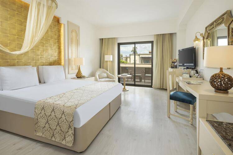 Spice Hotel & Spa