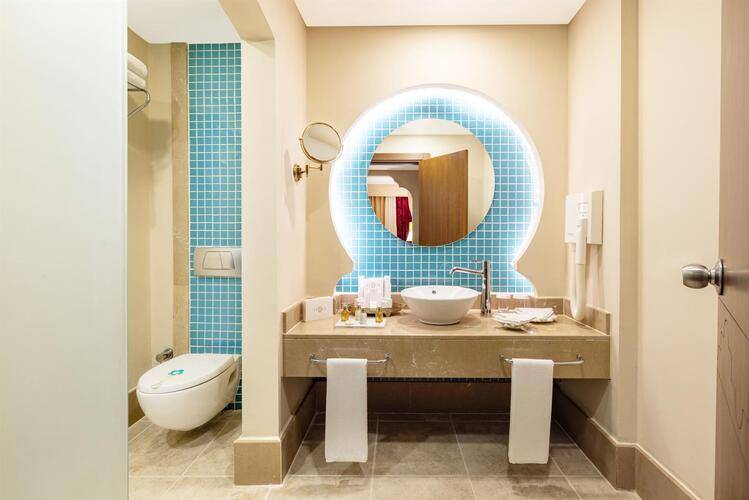 Spice Hotel & Spa